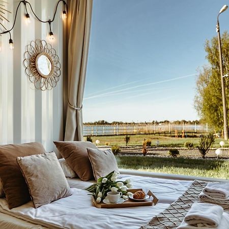 Herbals - Tree&Lake Houses With Bath, Sauna, Bikes, Motorboat Mielno  Exterior foto