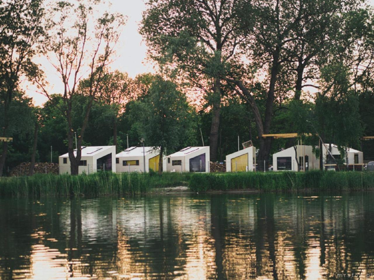 Herbals - Tree&Lake Houses With Bath, Sauna, Bikes, Motorboat Mielno  Exterior foto